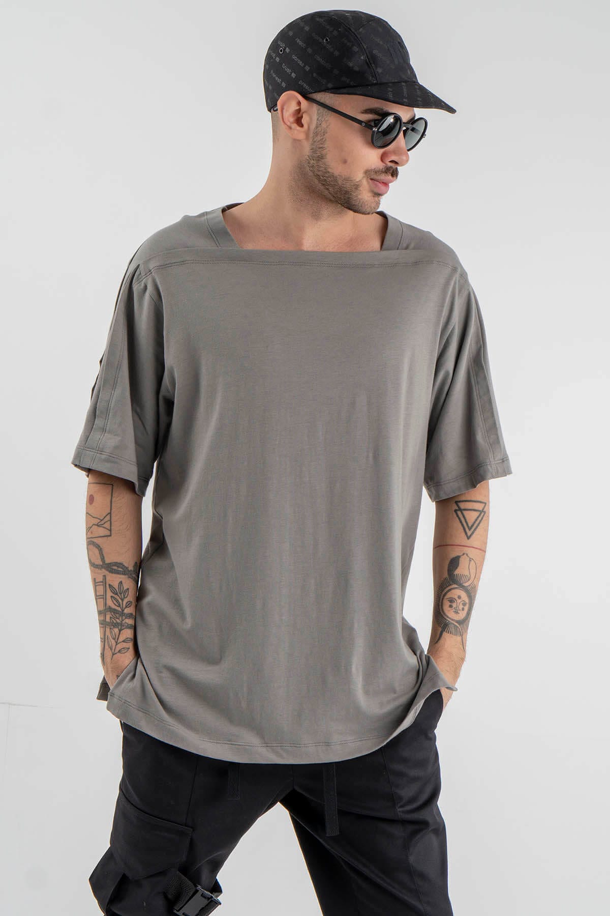Oversized T-shirt in Grey