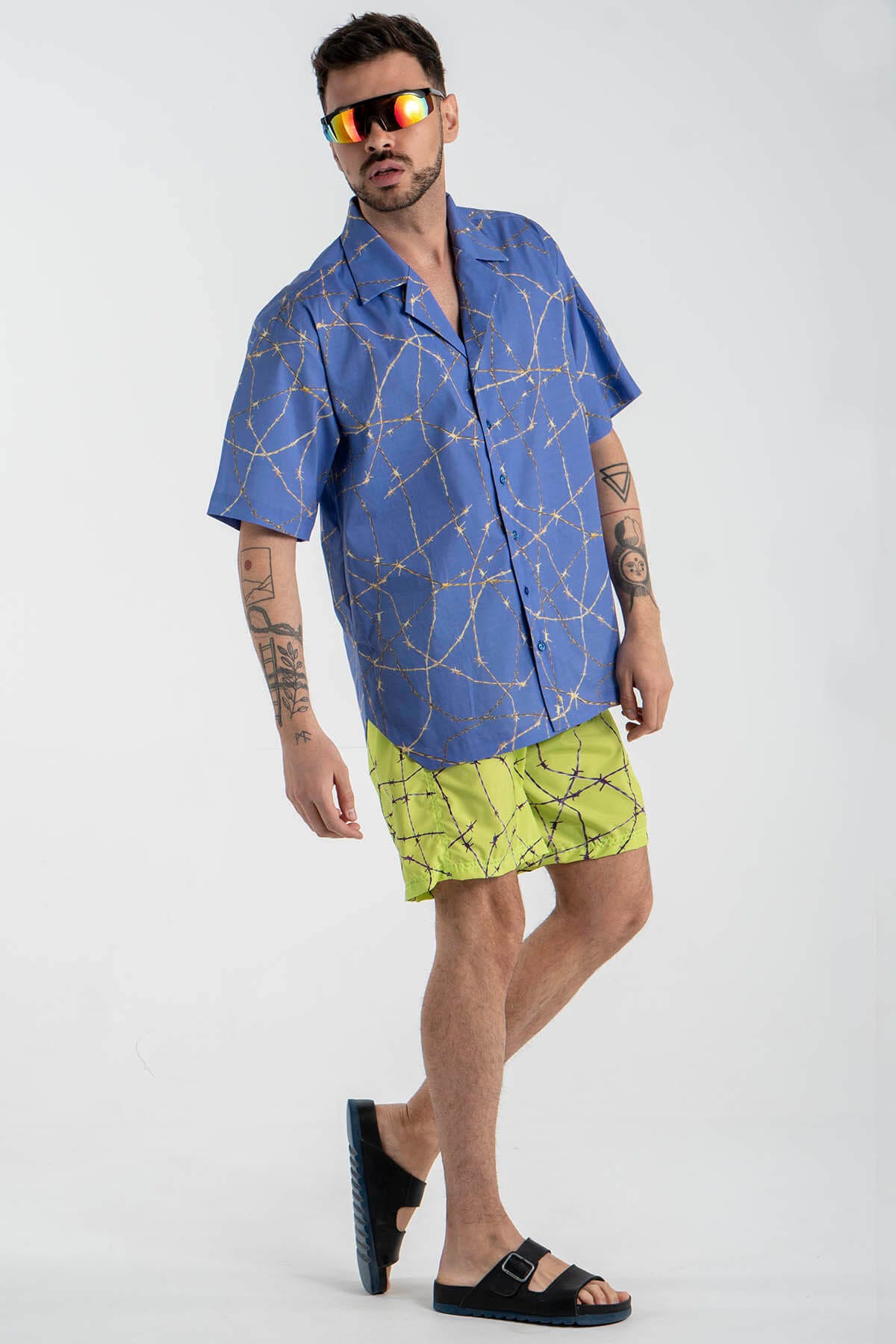 Hawaii Short Sleeve Shirt “Barbed wire”