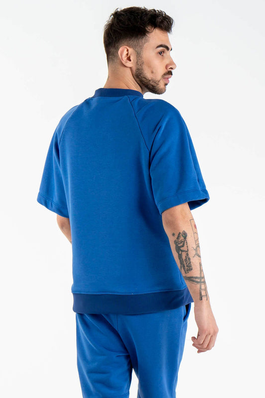 Kangaroo pocket T-shirt in Blue