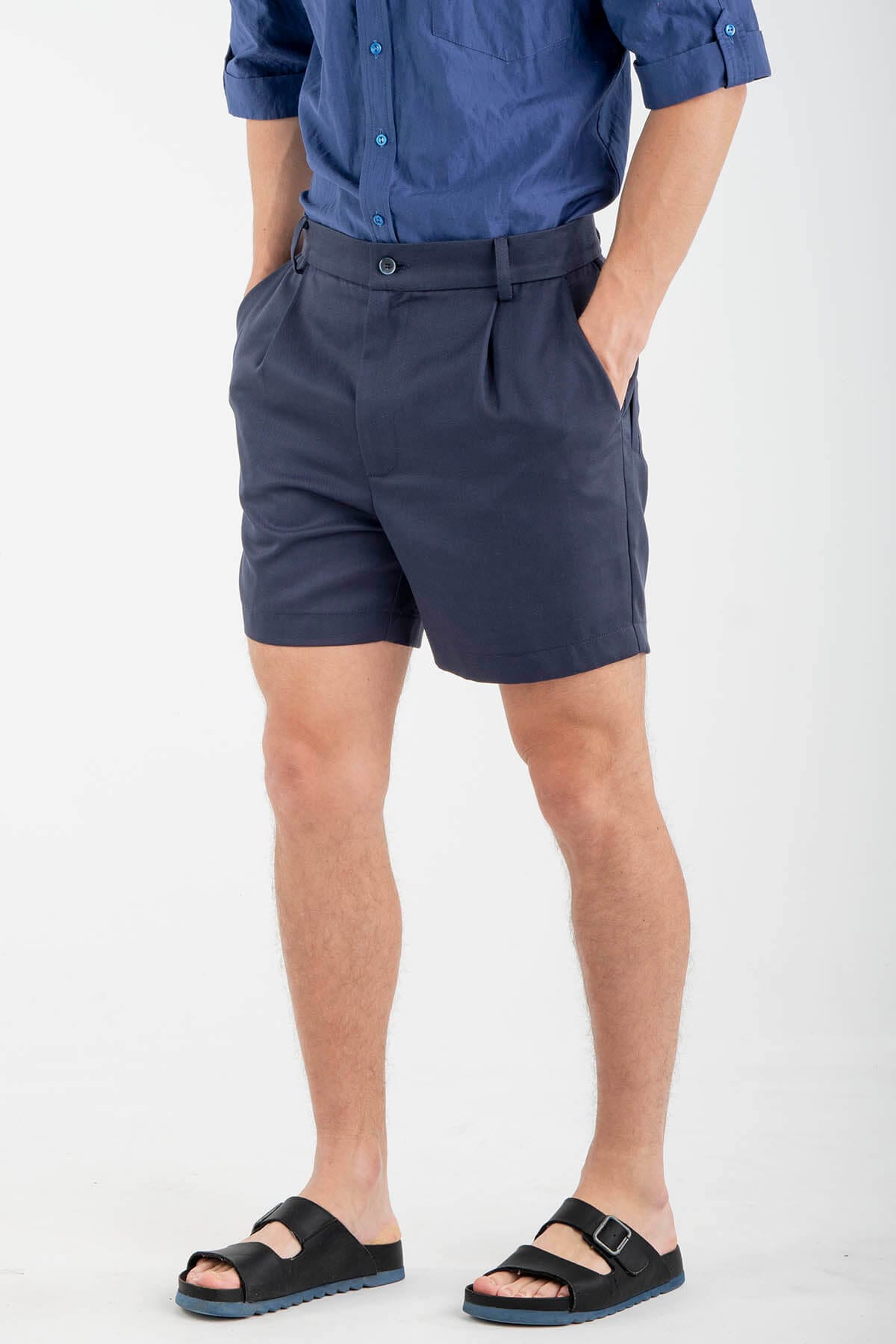 Chino Shorts in Navy Blue