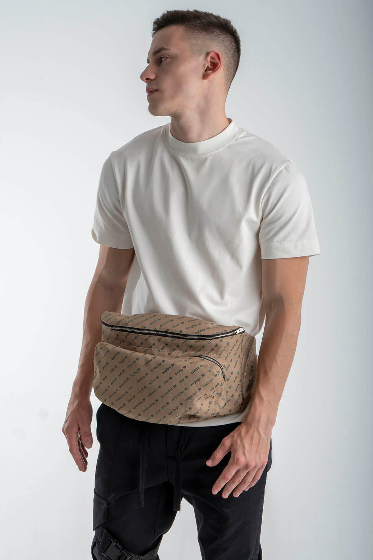 Jumbo Belt bag in Brown With all Over Print