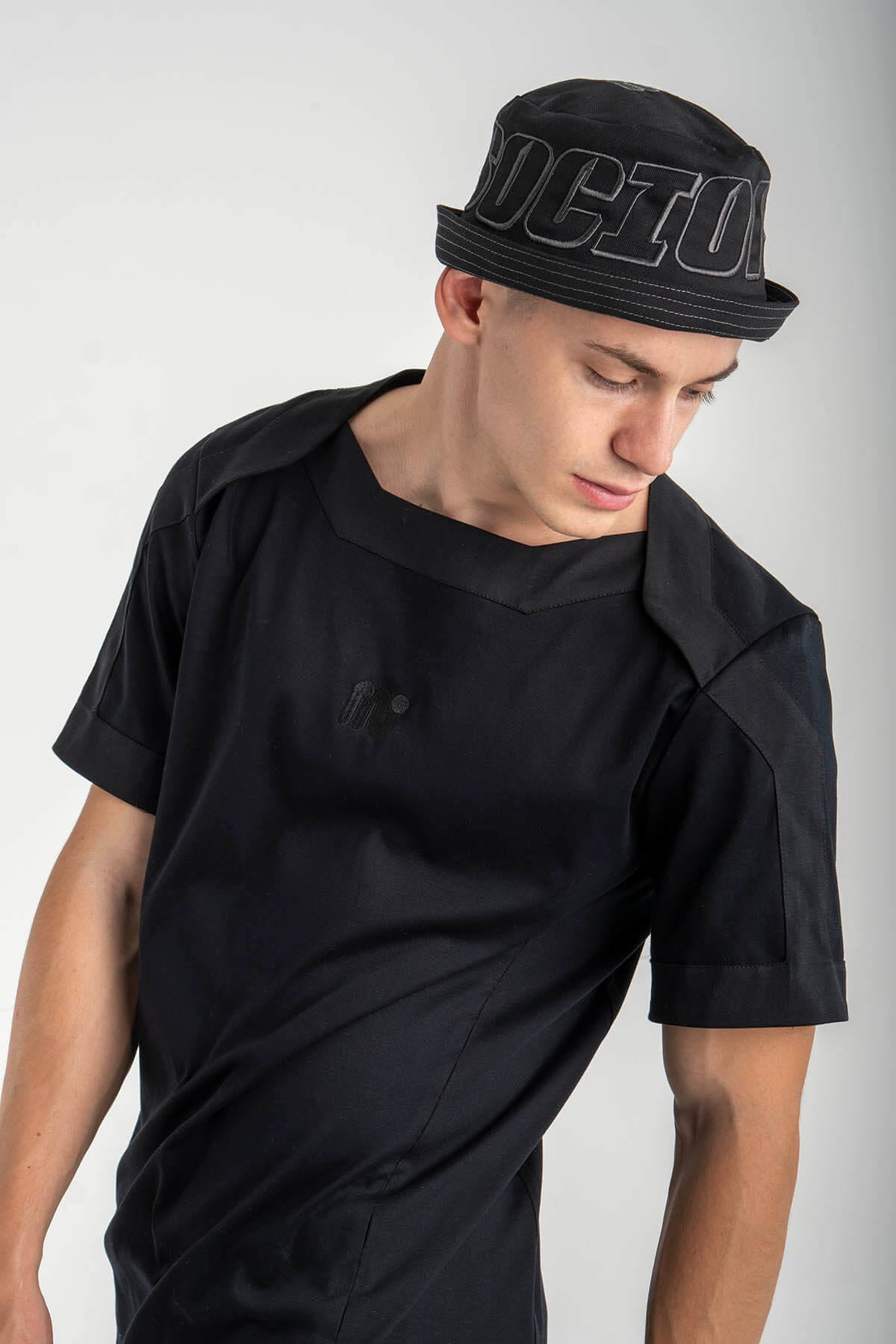 Embroidered Bucket hat “Sociopath”