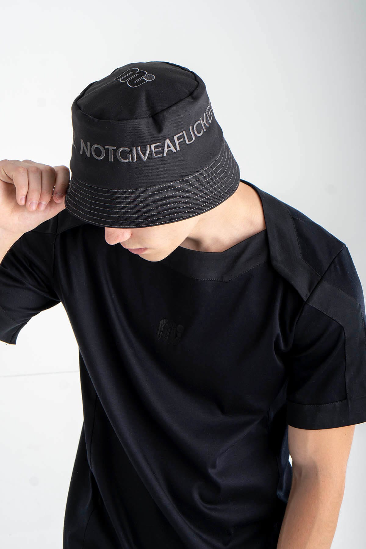 Embroidered Bucket hat “NotGiveAF*cker”