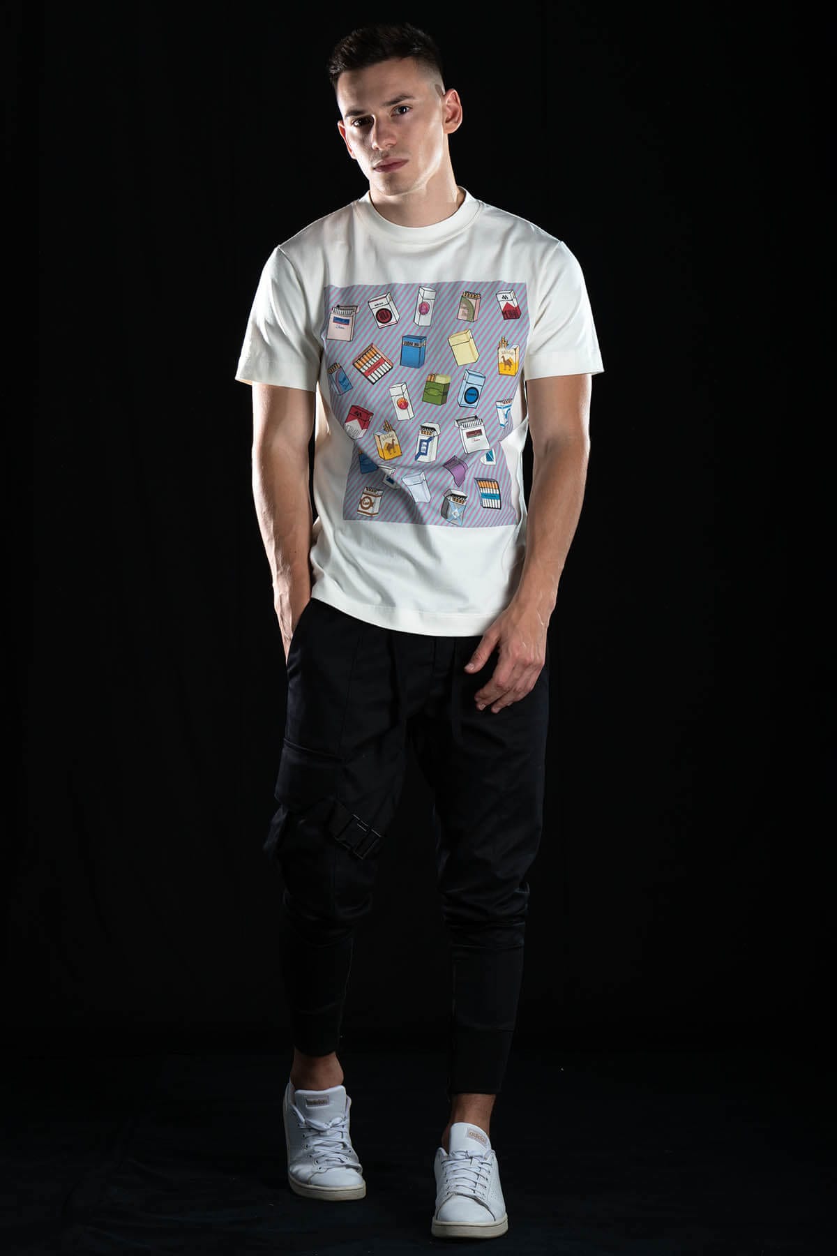 Hand painted T-shirt “Cigarettes” White