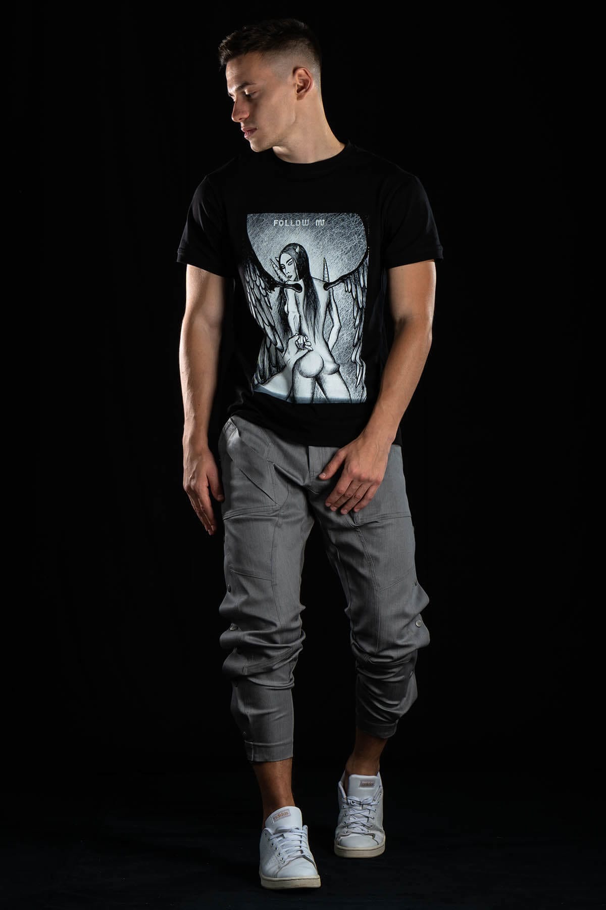 Hand painted T-shirt “Follow Mi” Black
