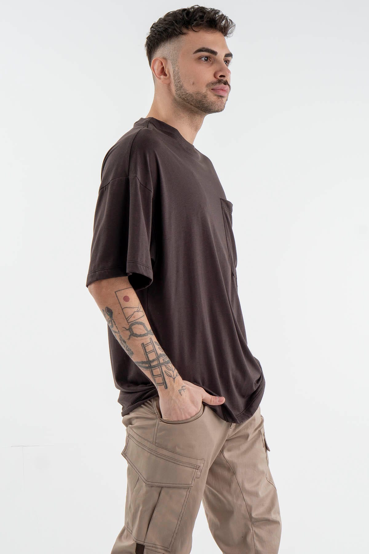 Oversize T-shirt in Brown with Pocket