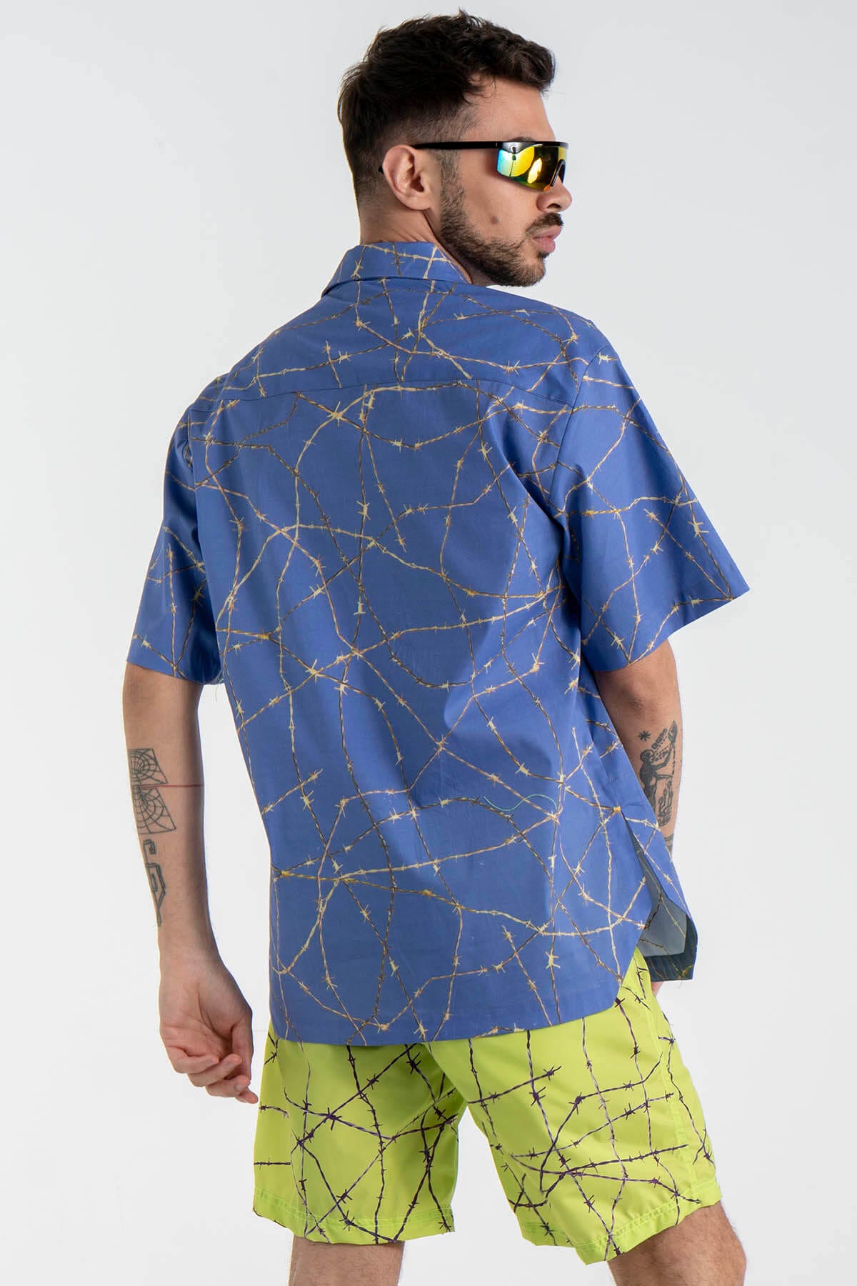 Hawaii Short Sleeve Shirt “Barbed wire”