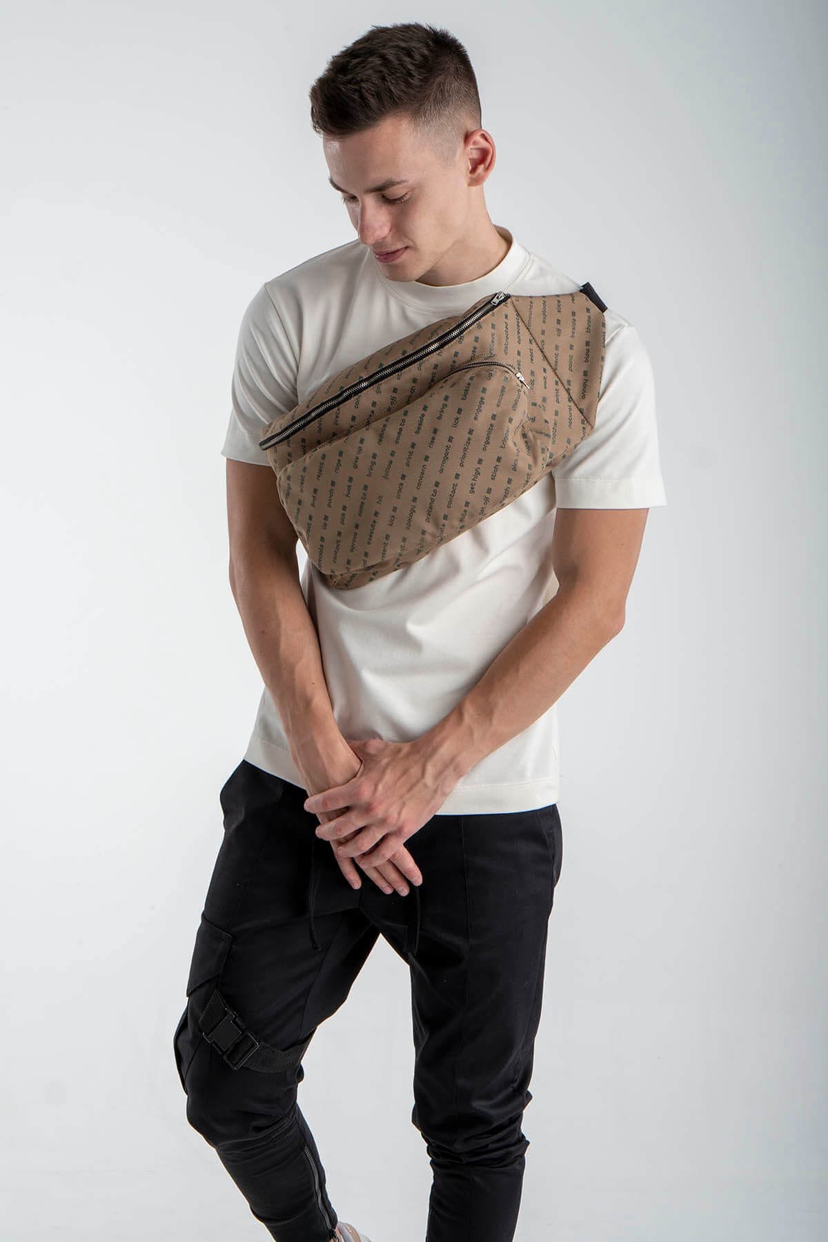 Jumbo Belt bag in Brown With all Over Print