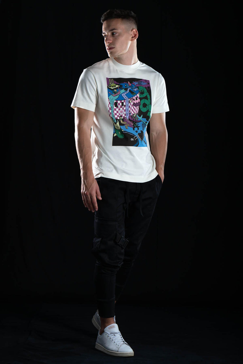 Hand painted T-shirt “Anarchism” White