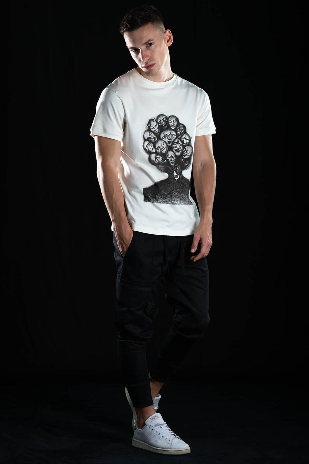 Hand painted T-shirt “Family Tree” White