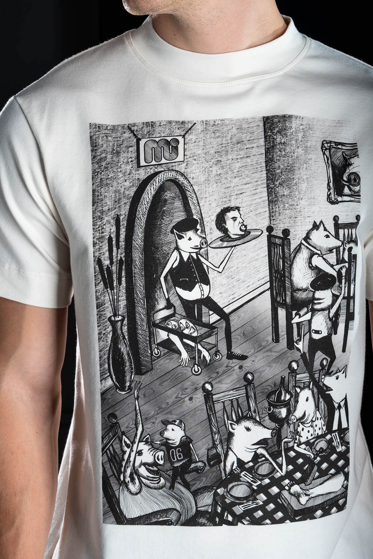 Hand painted T-shirt “Dinner” White